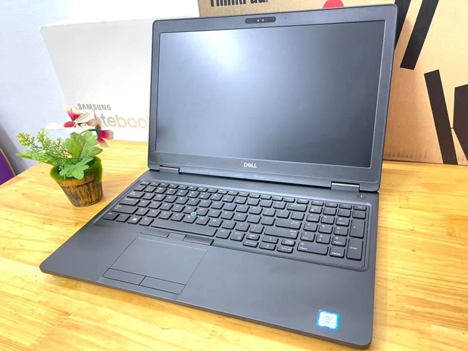 Laptop cũ Dell Latitude 5590
